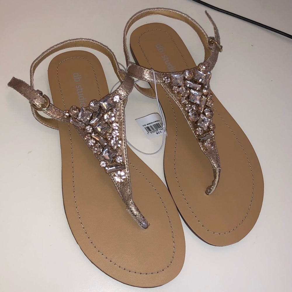 Sandals - Picture 2 of 7